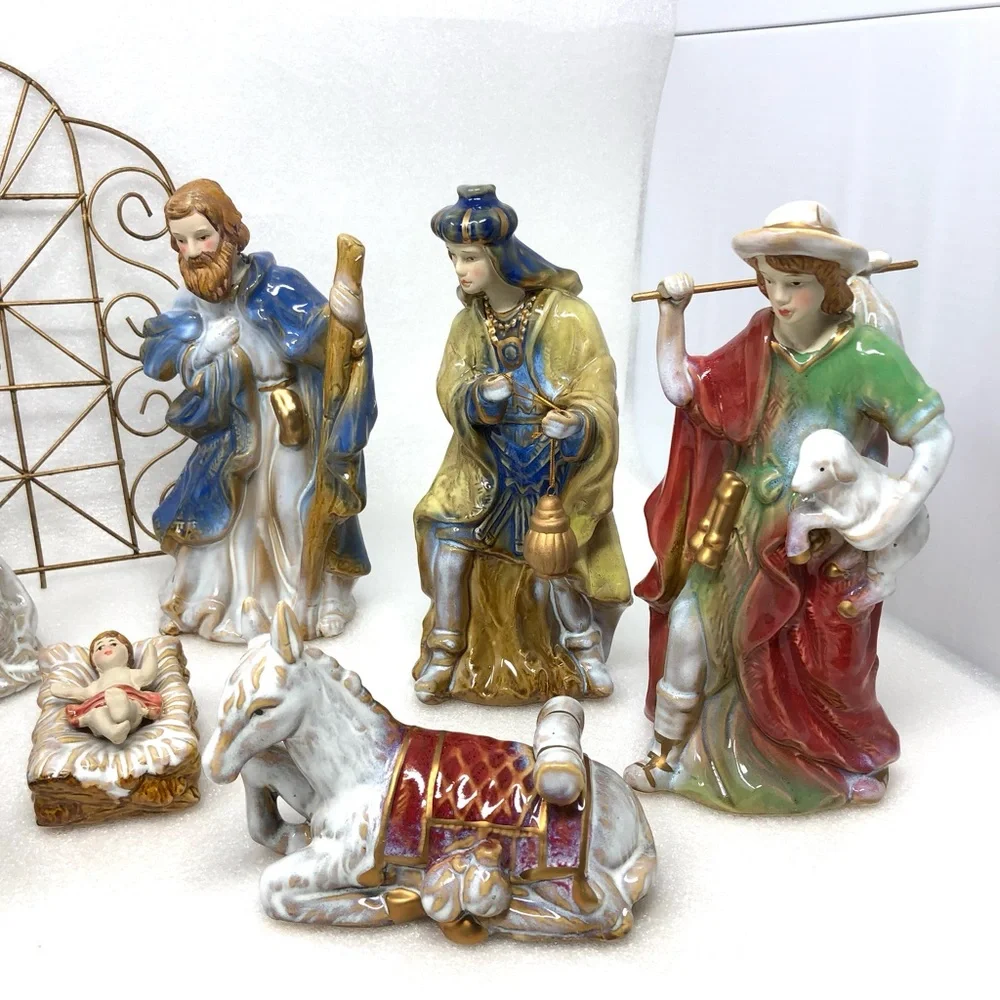 Classic Elements Ceramic Nativity Scene 10 Piece Set Plus Wire Gazebo - Picture 5 of 16